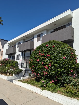 Building Photo - 1444 N Vista St