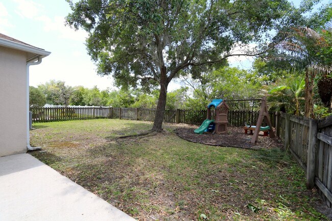 Building Photo - Lovely 3 bedroom 2 bath home in Wesley Chapel