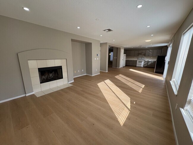 Foto del edificio - Gorgeous Updated home in the Antioch Hills