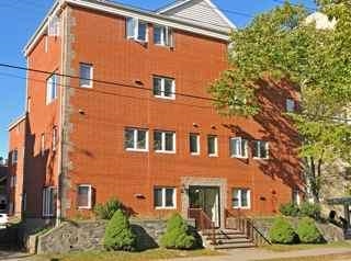 Primary Photo - Coburg Road Apartments