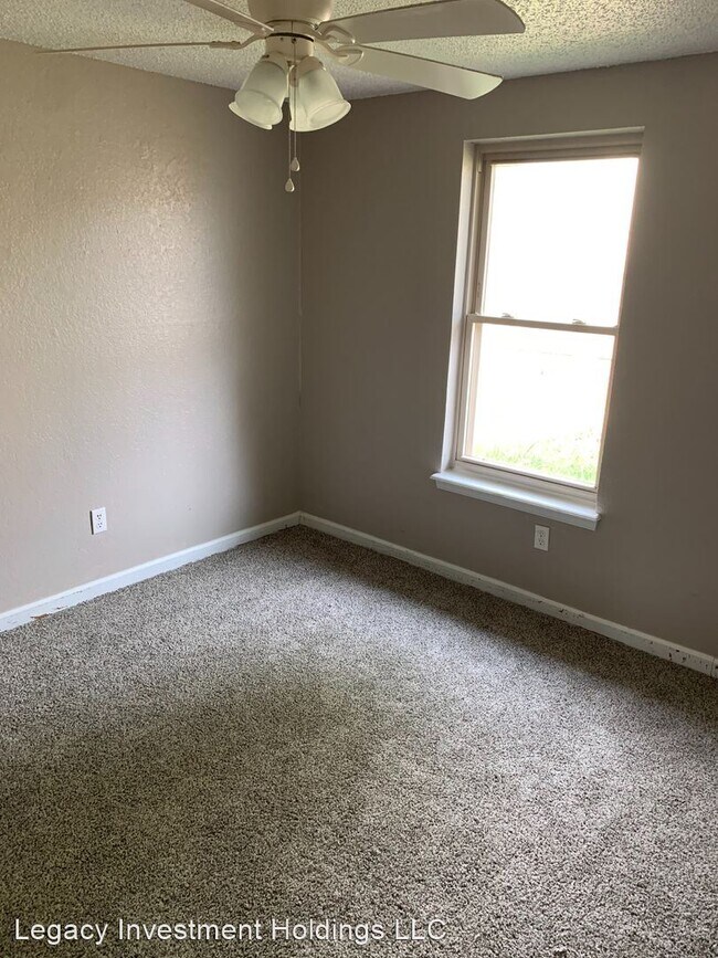 Building Photo - 4 br, 2 bath House - 605 Jasmine Pl.