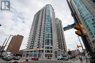 Building Photo - 242-1242 Rideau St