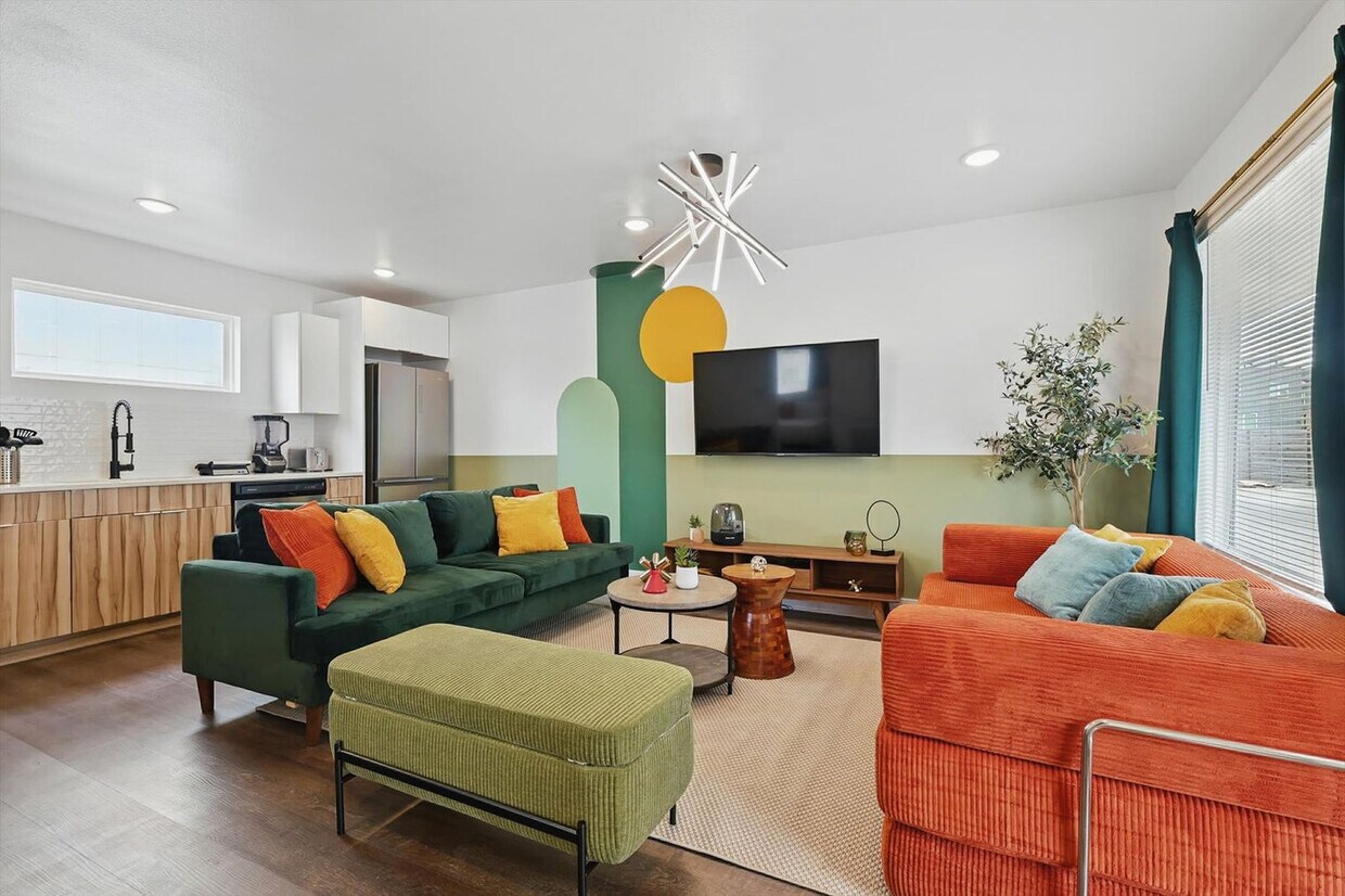 Foto principal - 4416 San Jacinto St