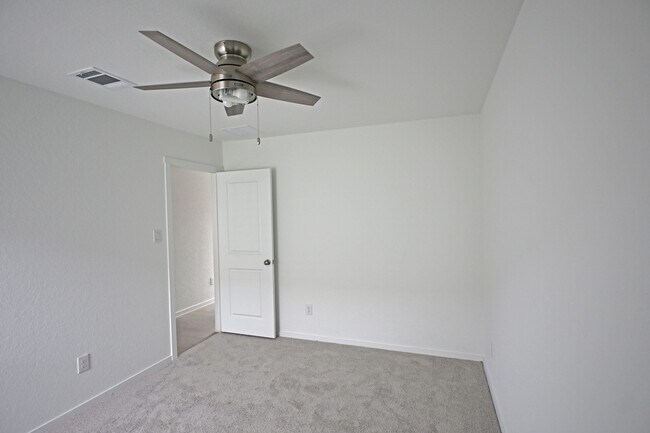 Building Photo - 14605 Mudstone Pl