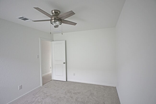 Foto del edificio - 14605 Mudstone Pl