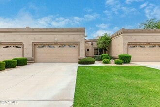 Building Photo - 8351 W Taro Ln