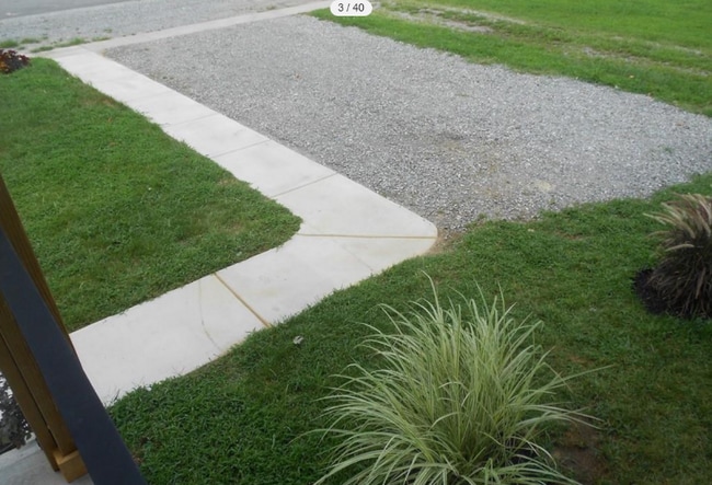 Photo - 1809 Doron Ln House
