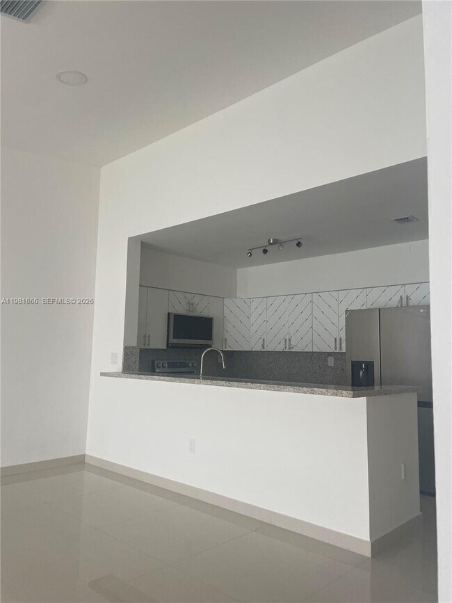 Foto del edificio - 14728 Balgowan Rd