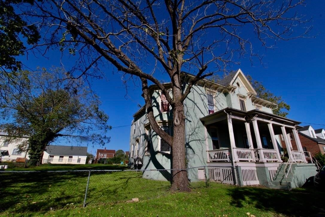 Primary Photo - 317 Park Ave