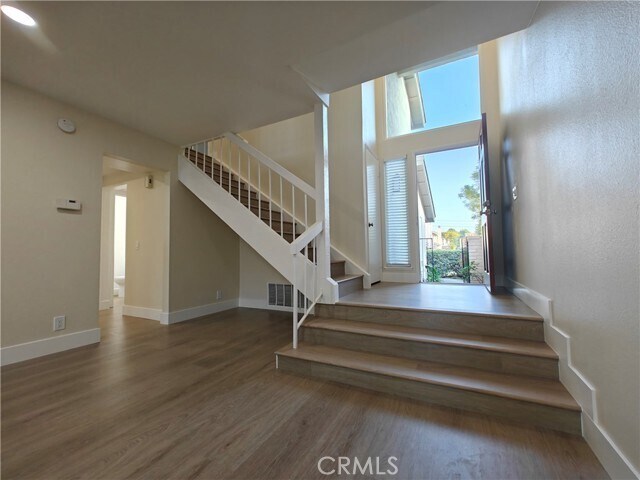 Foto del edificio - 4 Brookmont