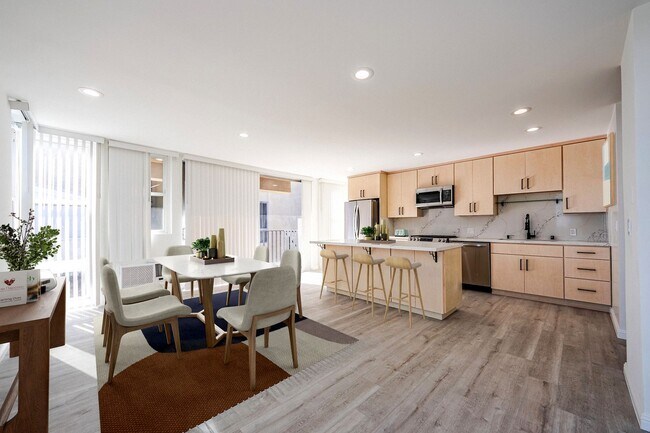 Foto del edificio - 1617 N Poinsettia Pl