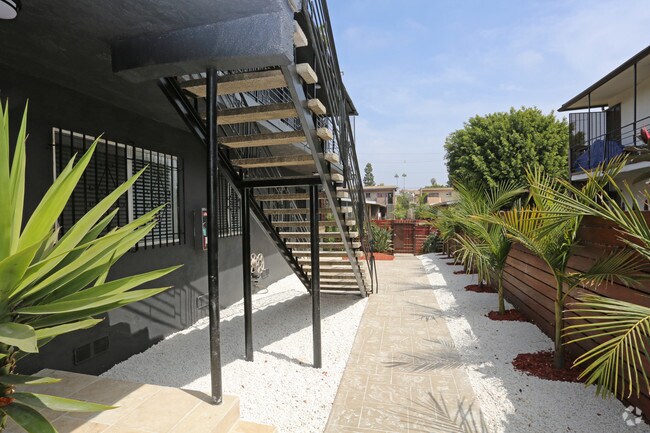 Foto del edificio - 10227 S 10th Ave