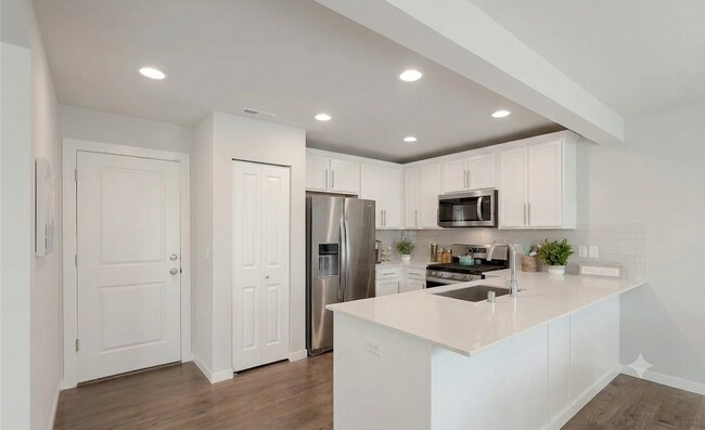 Foto del edificio - 8860 53rd Pl NE