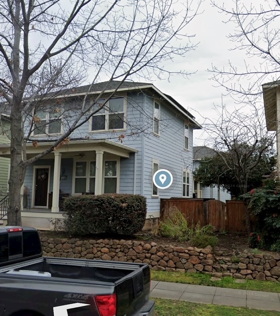 Primary Photo - 1817 Roth St