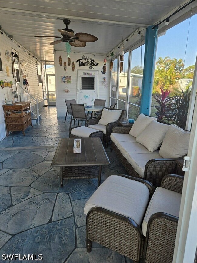 Foto del edificio - 114 Elise Dr