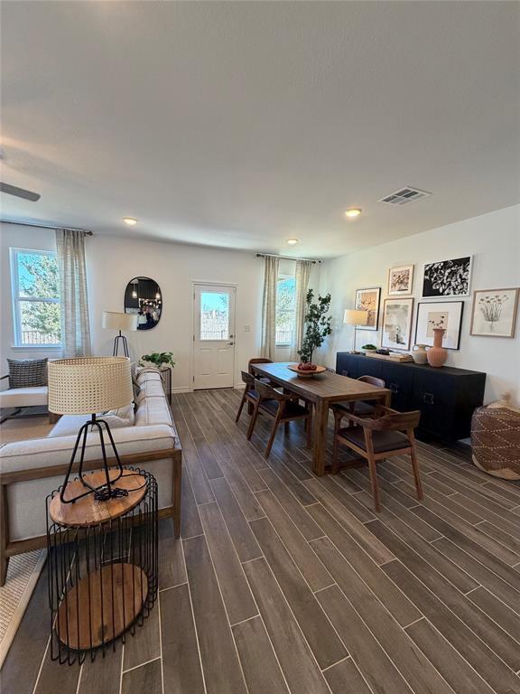 Building Photo - 306 Stinchcomb Rd