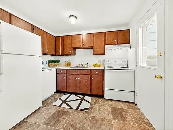 Building Photo - 85 Chippendale Rd