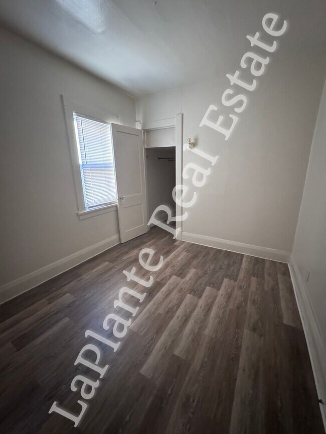 Building Photo - 1308 Goodale Ave