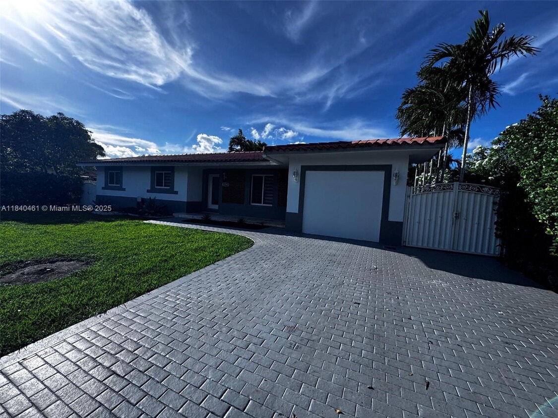 Foto principal - 12745 SW 33rd Terrace