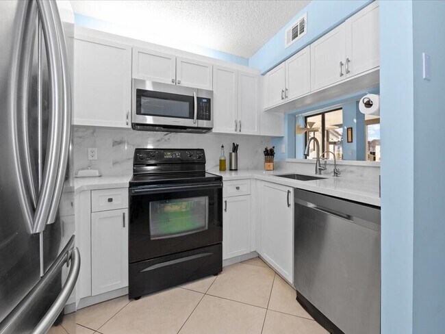 Foto del edificio - 5415 Verona Dr