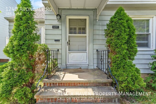 Building Photo - 1240 Avondale Rd, South Euclid - Just Upda...