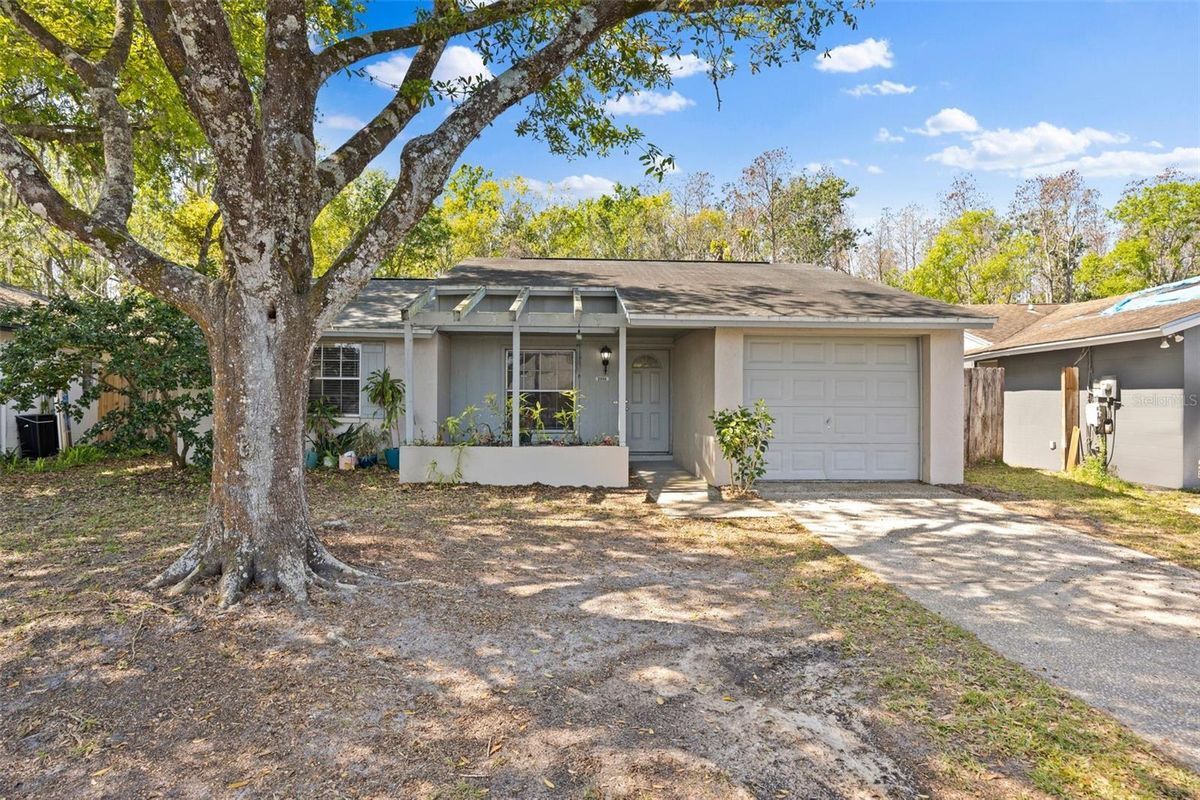 Primary Photo - 2906 Cedaridge Dr