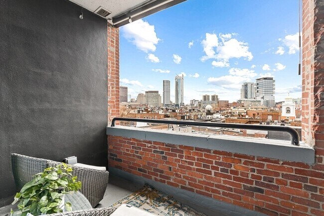 Foto del edificio - 300 Commercial St