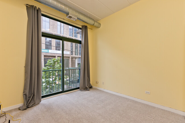 Foto del edificio - Bright and spacious 2 bed, 2 bath condo w....