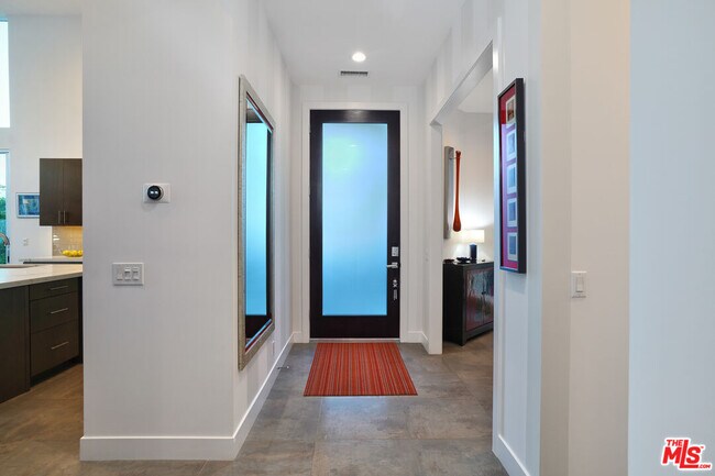 Foto del edificio - 4271 Amber Ln