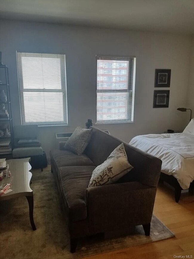 Building Photo - 20 West St