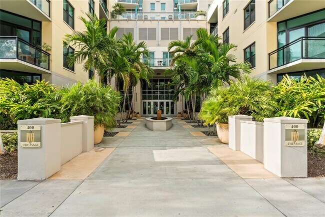 Foto del edificio - 400 4th Ave S