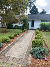 Building Photo - 25 Fenwood Rd