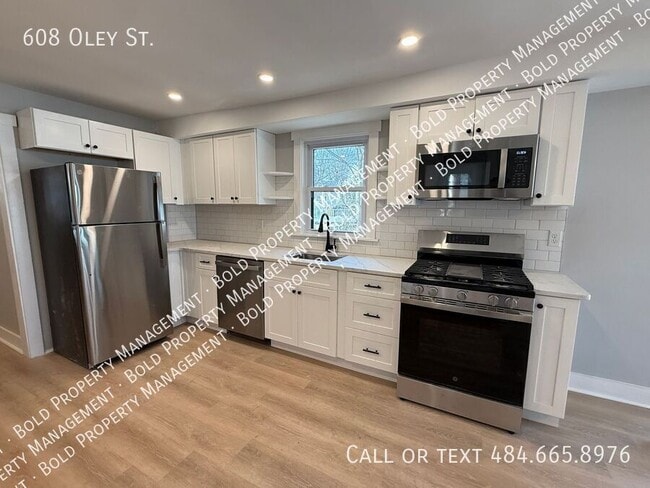 Building Photo - 608 Oley St