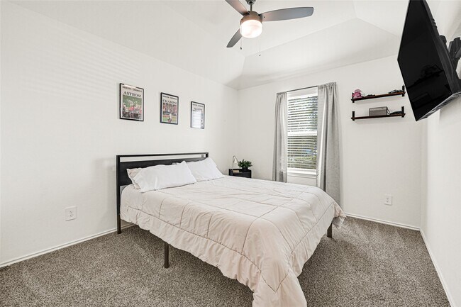 Foto del edificio - 210 Coral Drift Ct