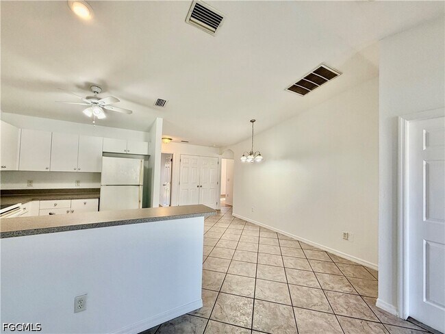 Foto del edificio - 109 NE 16th Pl