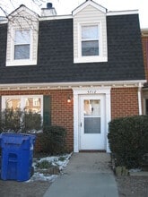 Building Photo - 5712 Rivermill Cir