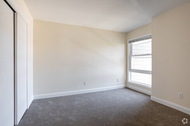 2HAB, 1BA - Beacon Village