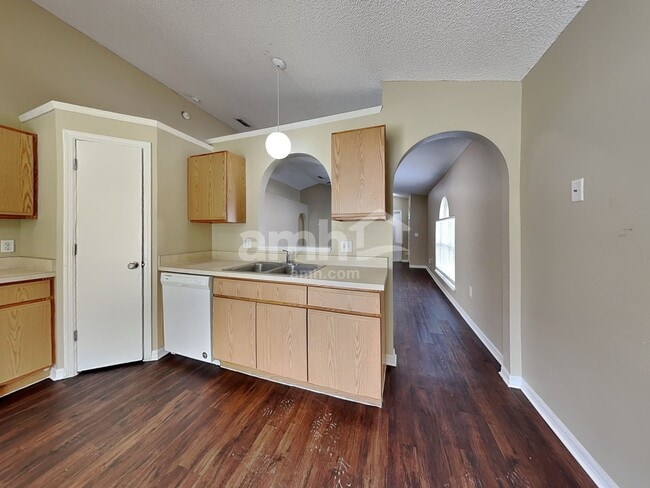 Foto del edificio - 116 Placid Woods Ct