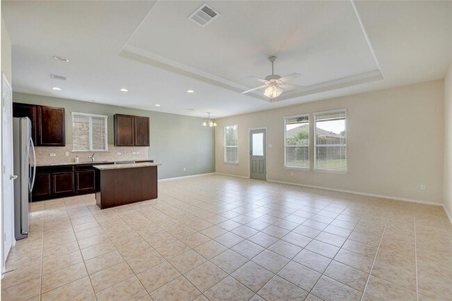 Building Photo - 109 Marcheeta Way