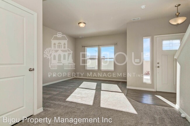 Building Photo - 3 br, 3 bath House - 7864 Woodmen Center H...