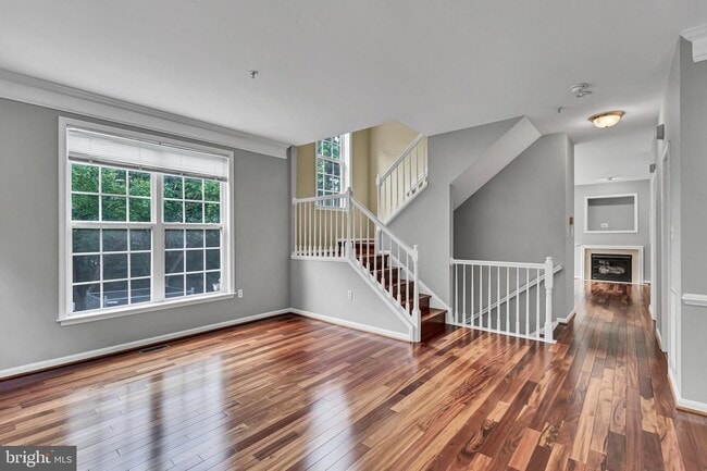 Building Photo - 12160 Abington Hall Pl
