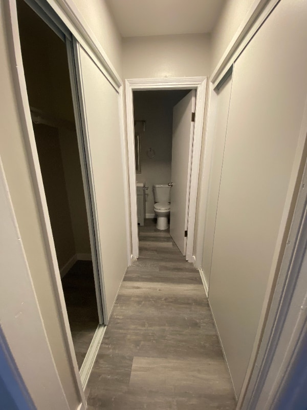 Building Photo - 10831 Fruitland Dr