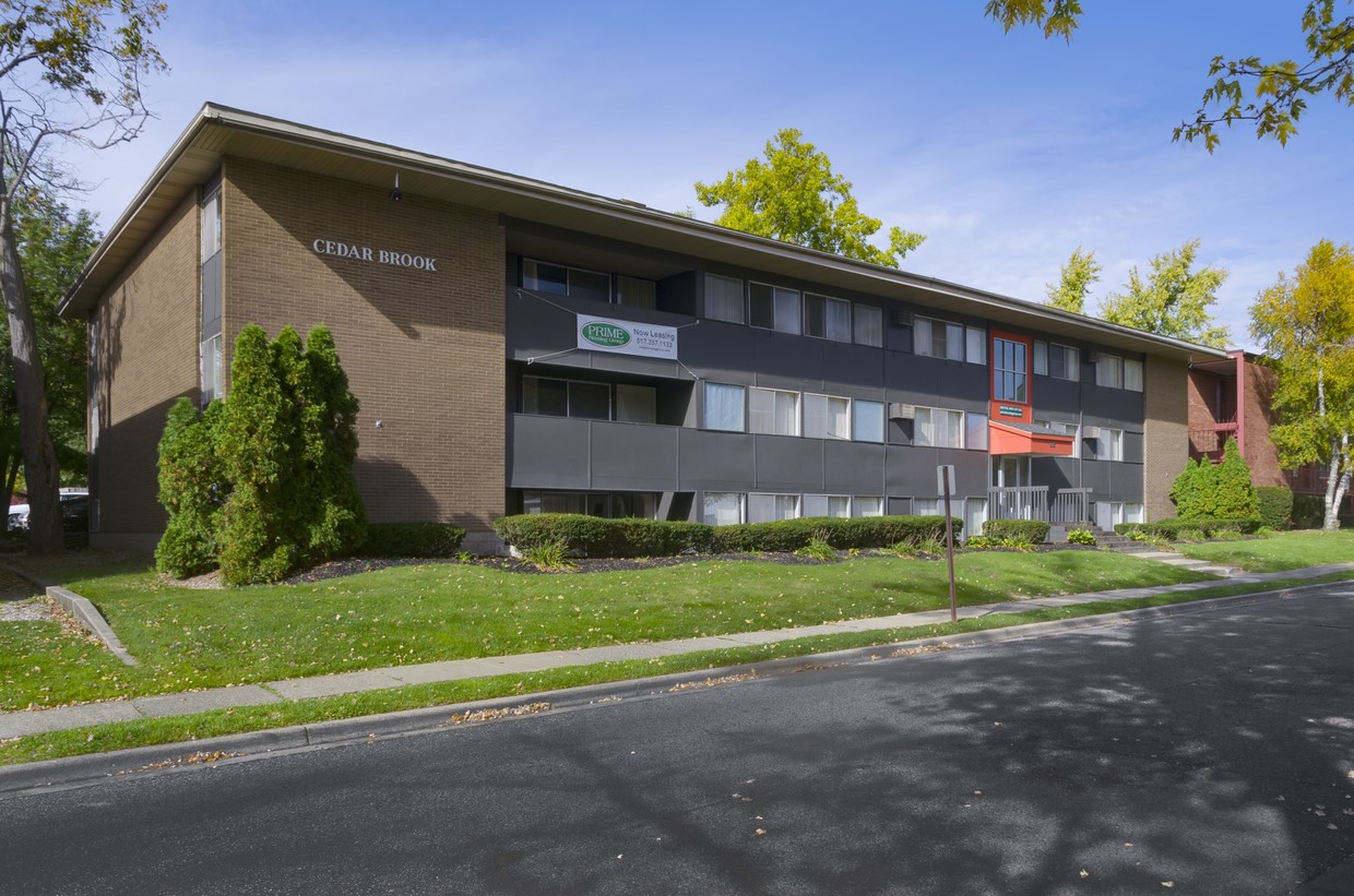 Primary Photo - Cedarbrook Apartments