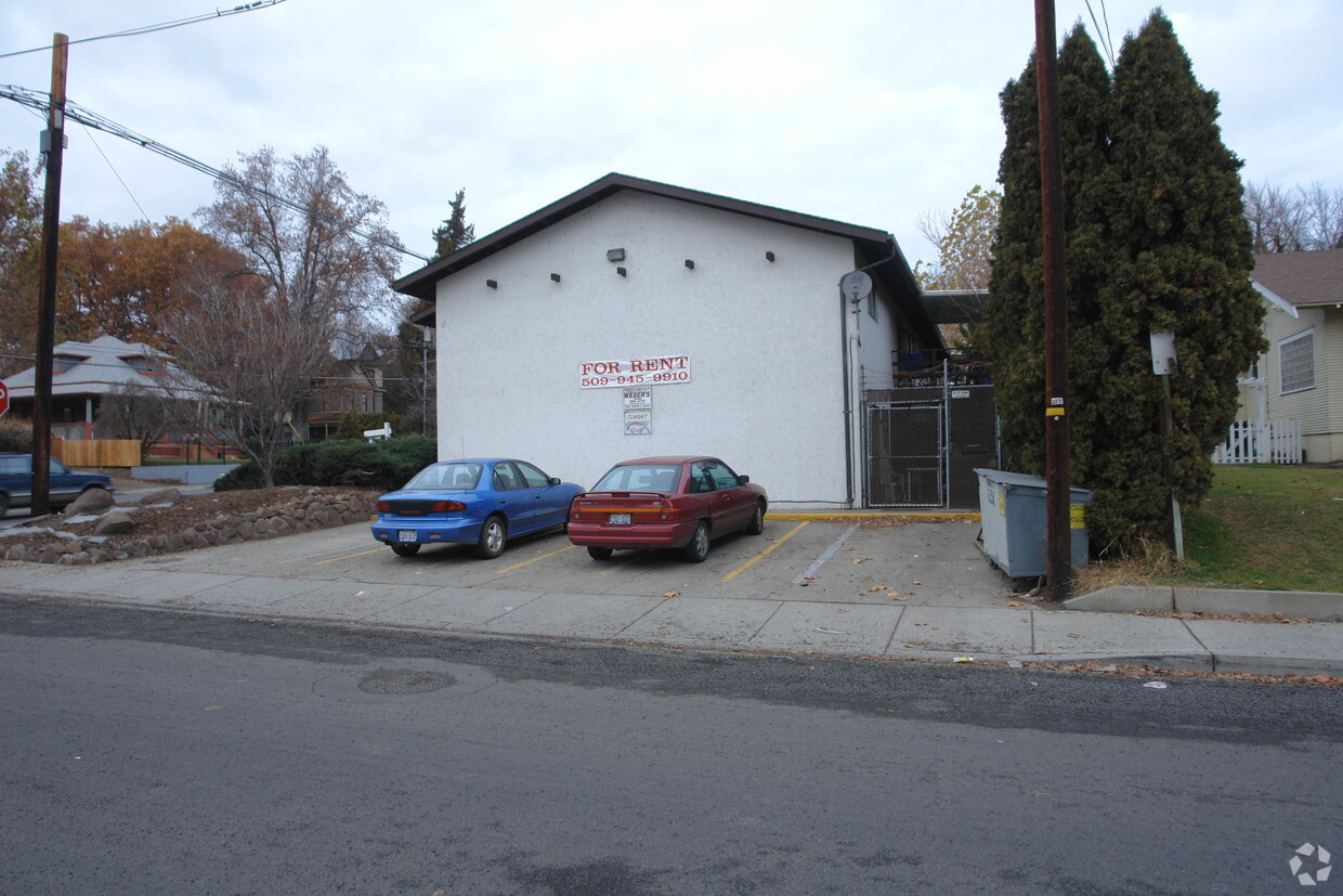 Foto del edificio - Spanish Charm Apartments