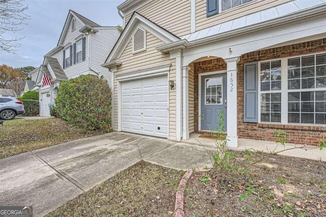 Building Photo - 1652 Heyford Cir NW