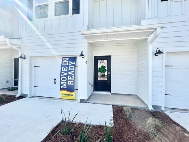 Building Photo - 22 Redbird Lp