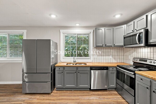 Foto del edificio - 714 27th Ave N