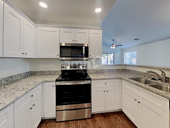 Foto del edificio - 1808 S 106th Ln