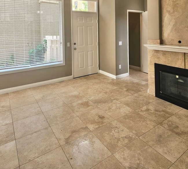 Building Photo - 188 Calle De Los Ninos