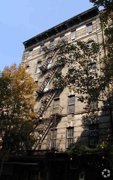 Building Photo - 265 E 78th St